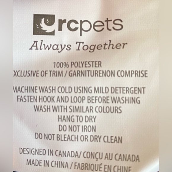 Dog or Cat Snowflake Sweater - Medium Sized Breeds - Picture 3 of 6